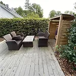Haus Ostend Ganzes Mit Garten Ideal Fuer Zwei Erwachsene Und Zwei *
