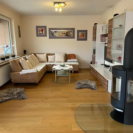 Haus Ostend Ganzes Mit Garten Ideal Fuer Zwei Erwachsene Und Zwei בית נופש Espelkamp-Mittwald