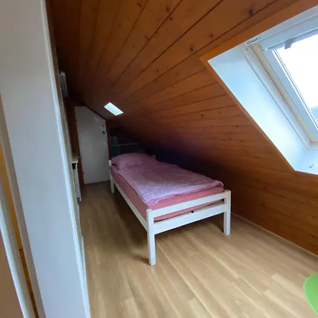 בית נופש Haus Ostend Ganzes Mit Garten Ideal Fuer Zwei Erwachsene Und Zwei