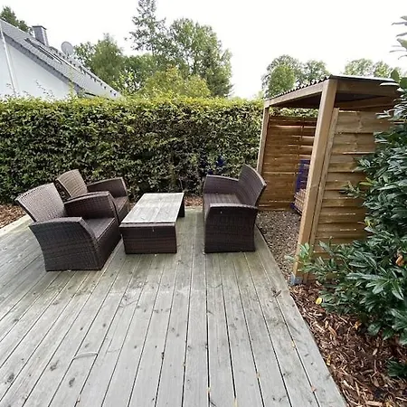 Haus Ostend Ganzes Mit Garten Ideal Für Zwei Erwachsene Und Zwei *